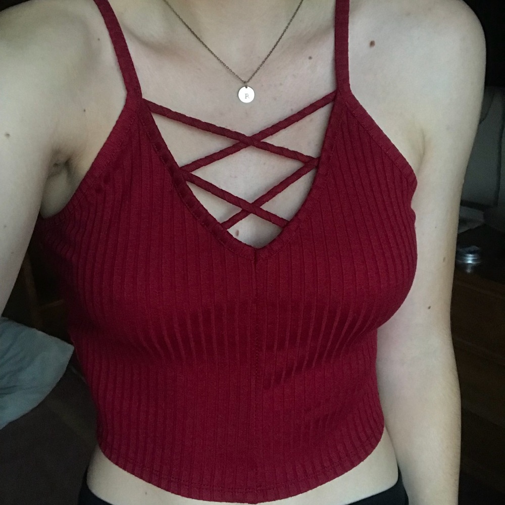 Strappy Cropped Tank Top ✨✨